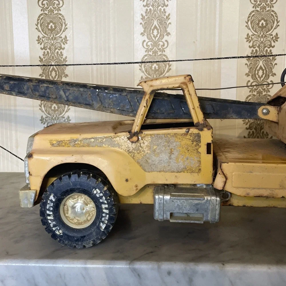 Nylint Road‎ Builders 1950s 1960s Yellow Metal Steel Crane WORKING Distressed